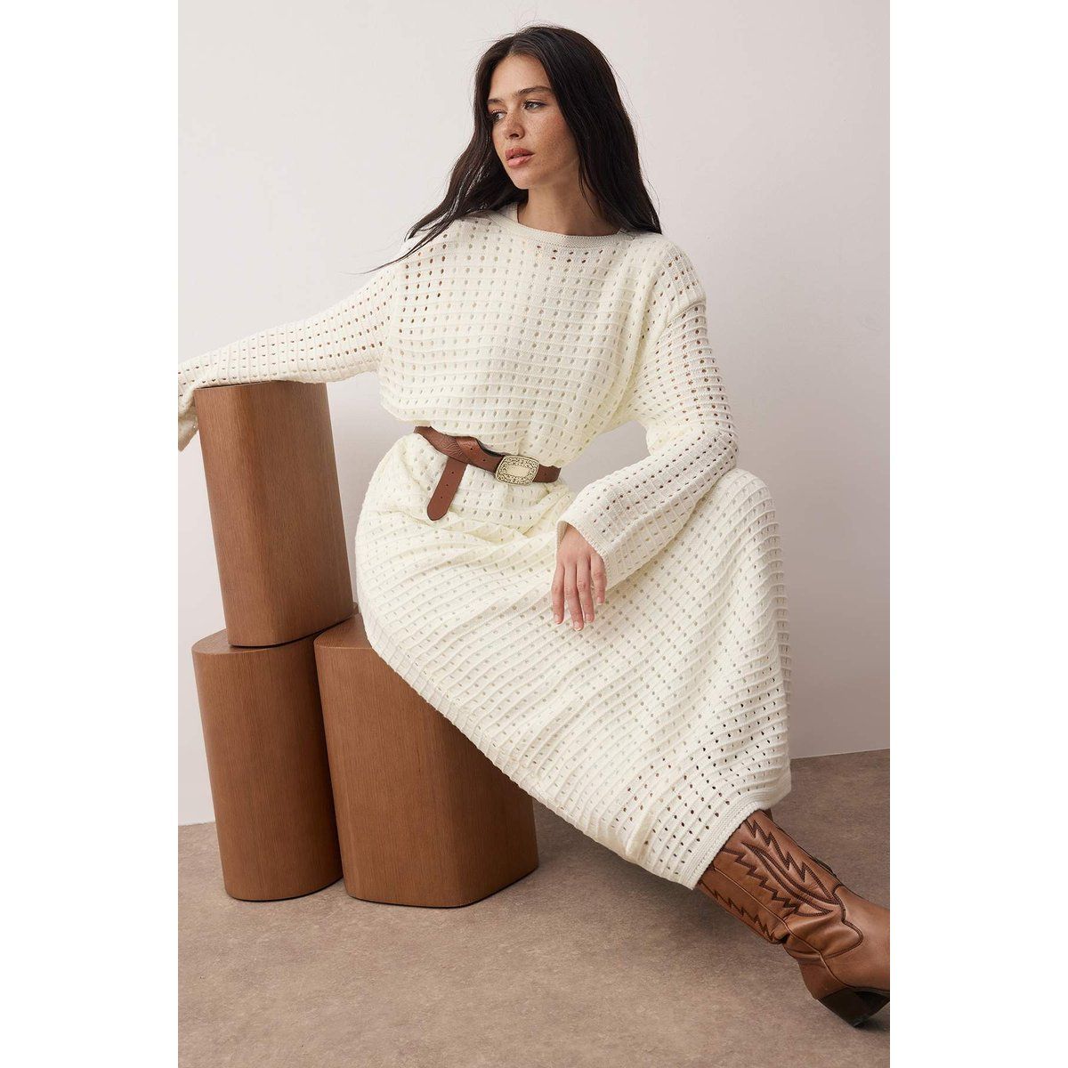 Gehäkeltes Strick-Maxikleid