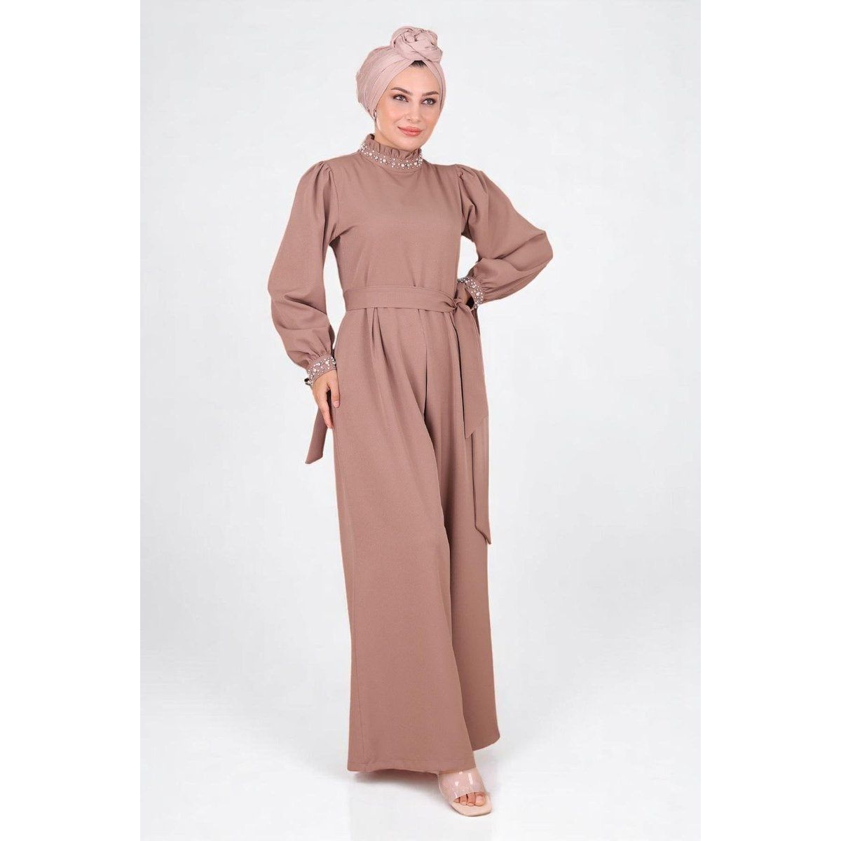 Perlenbestickter Jumpsuit mit Stehkragen